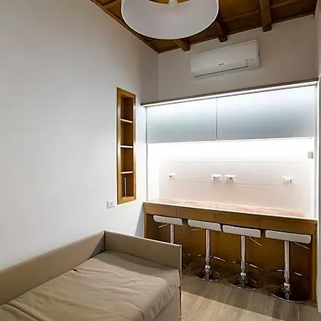 Domenichino Luxury דירה