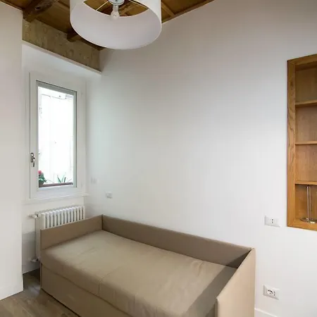 Domenichino Luxury *